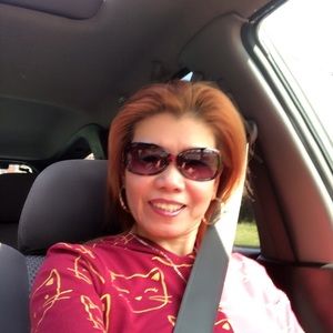 Meet your Posher, Carmela